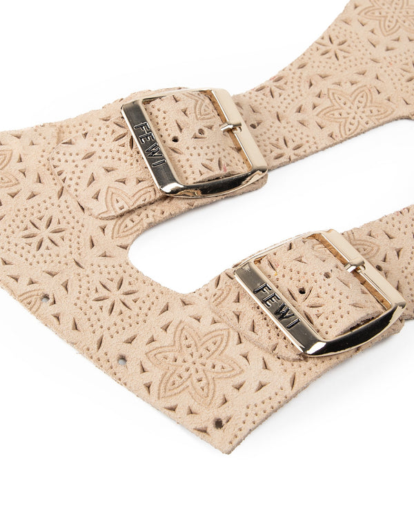 Corte: Mare Gamuza Perforada Beige