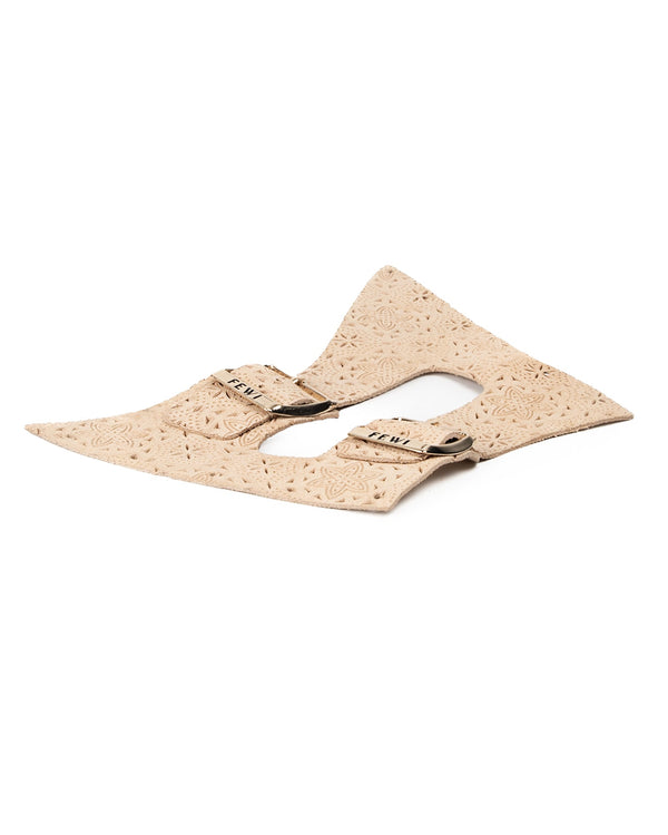Corte: Mare Gamuza Perforada Beige