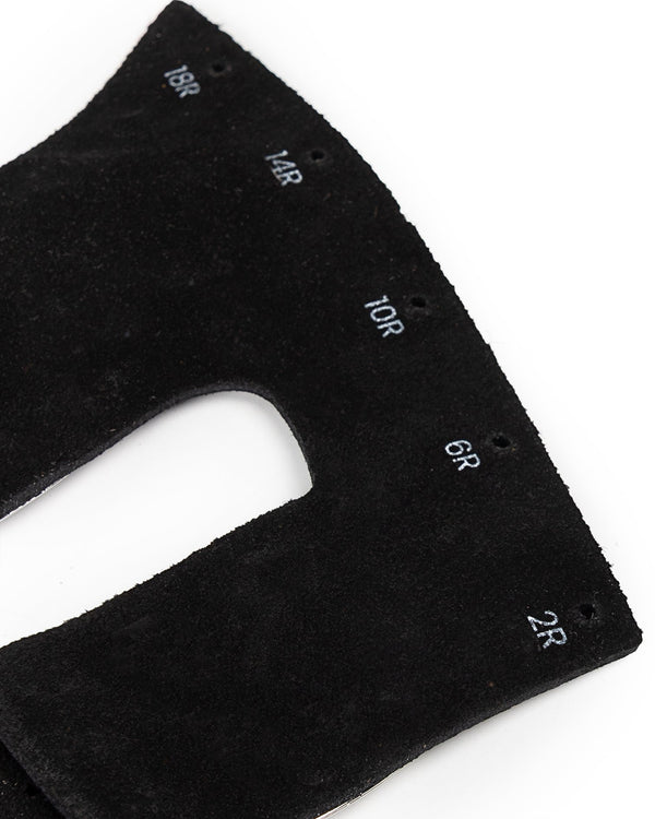 Corte: Mare Gamuza Tachas Negro