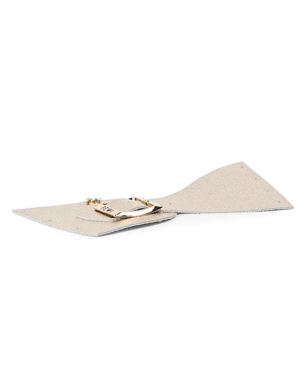 Corte: Caelia Laminado Oro Marsella