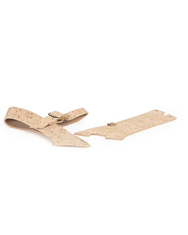 Corte: Litore Gamuza Perforada Beige
